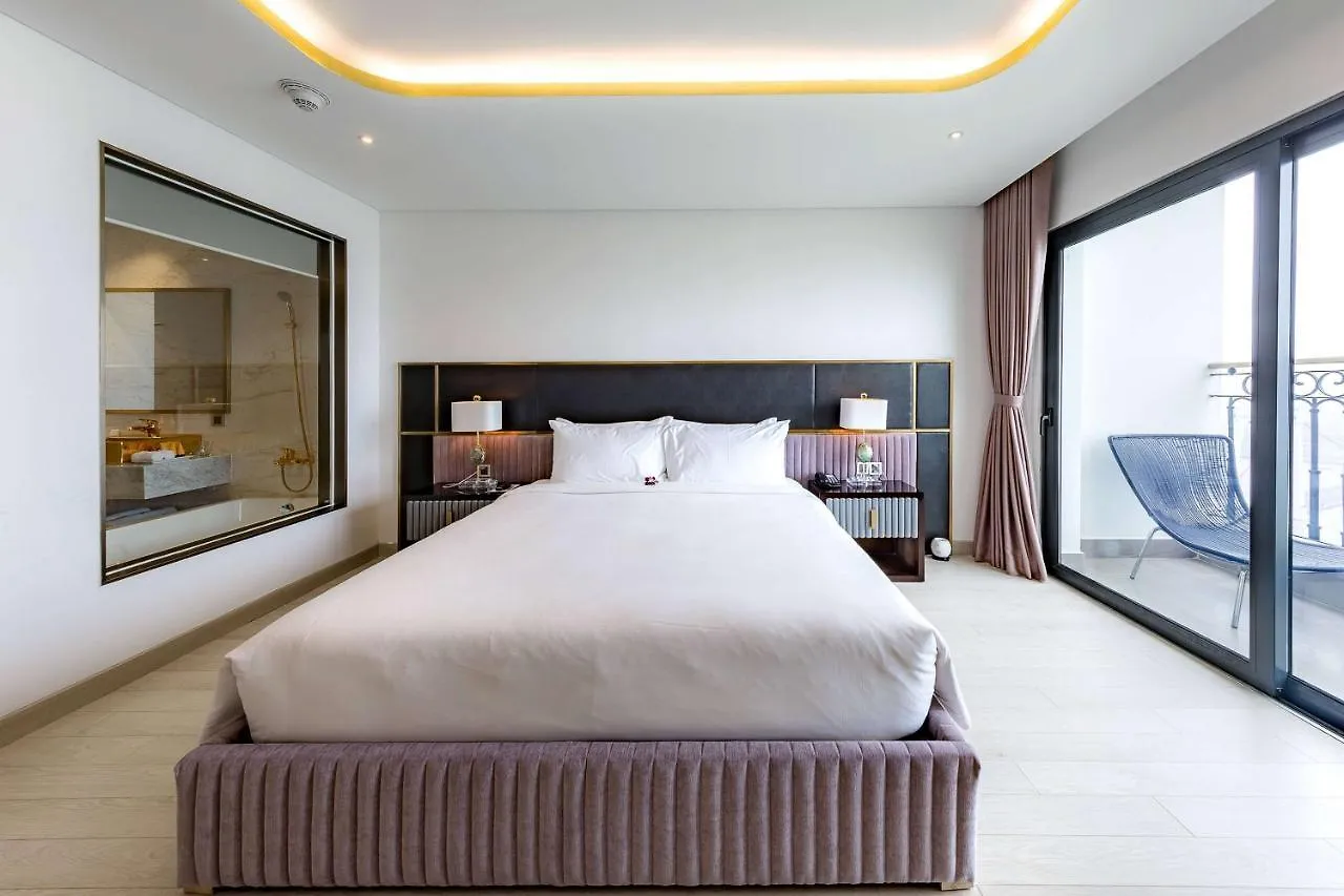 Hotel Wyndham Danang Golden Bay Đà Nẵng