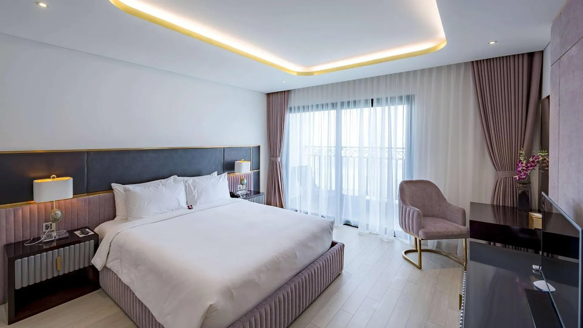 *****  Hotel Wyndham Danang Golden Bay Vietnam