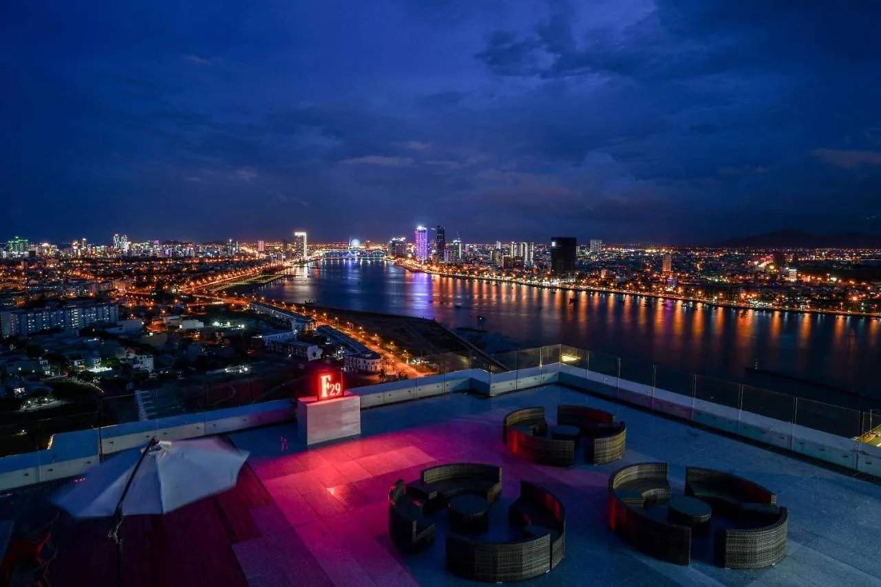 Hotel Wyndham Danang Golden Bay 5*, Đà Nẵng Vietnam