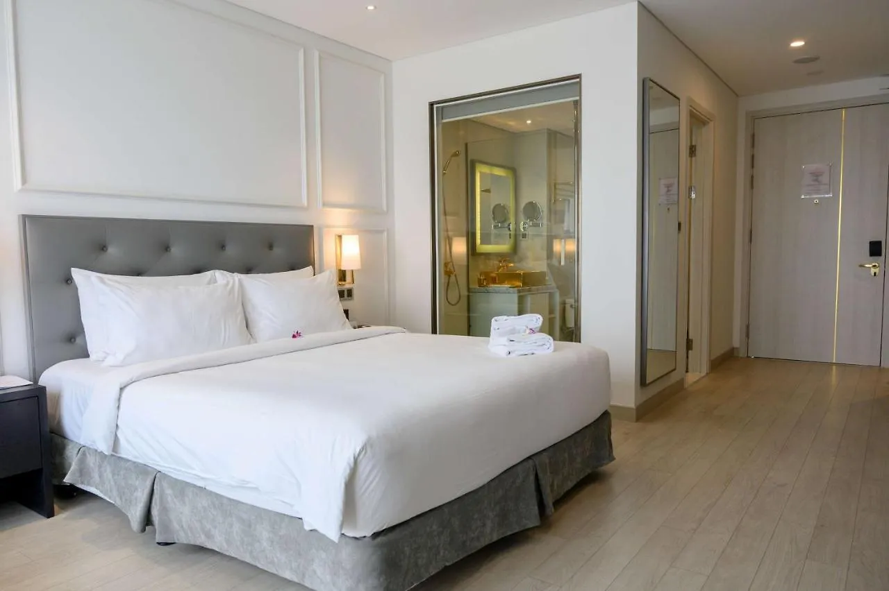 Hotel Wyndham Danang Golden Bay Đà Nẵng