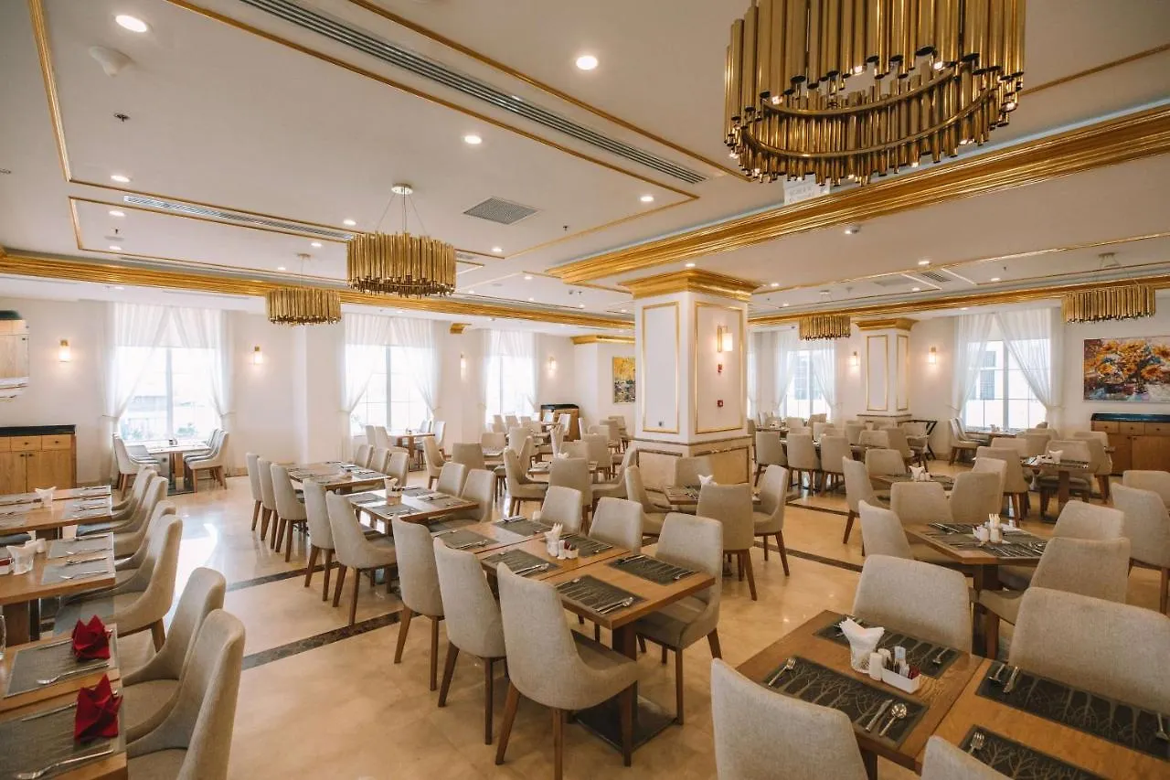 Wyndham Danang Golden Bay Hotel